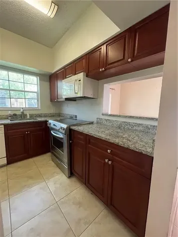 640 Cypress Club Way Deerfield Beach FL 33064