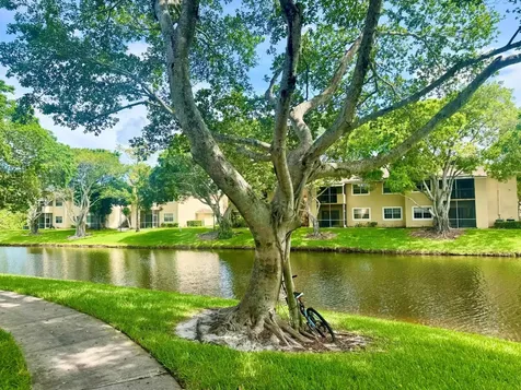 640 Cypress Club Way Deerfield Beach FL 33064