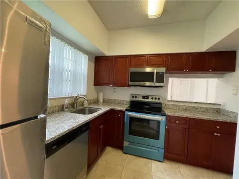 640 Cypress Club Way Deerfield Beach FL 33064