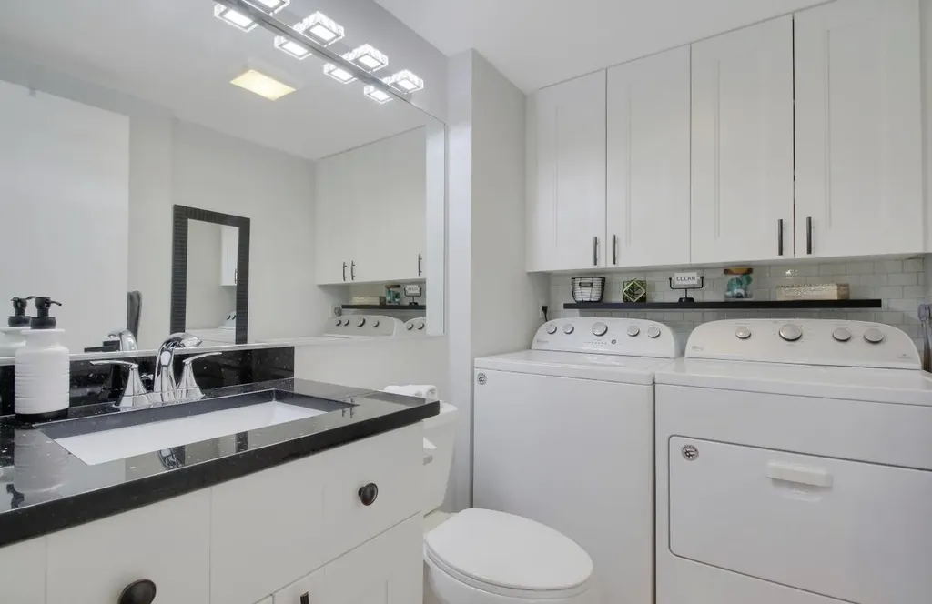 6906 69th Way West Palm Beach FL 33407