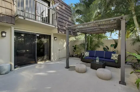 6906 69th Way West Palm Beach FL 33407