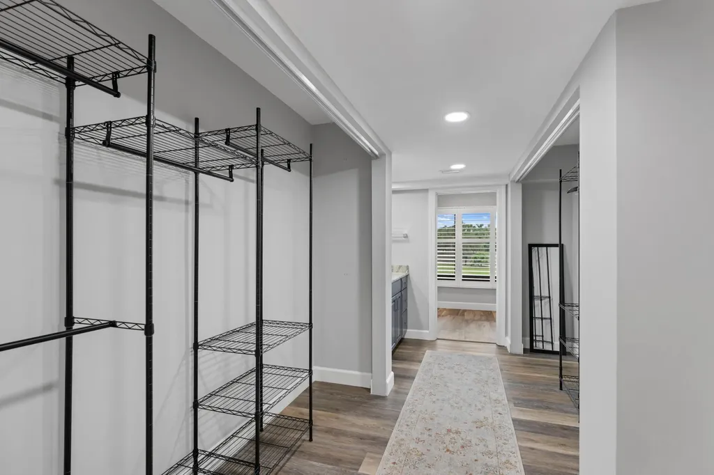 2435 Presidential Way West Palm Beach FL 33401