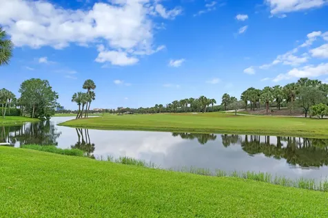 2435 Presidential Way West Palm Beach FL 33401