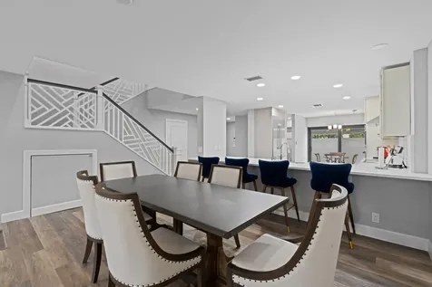 2435 Presidential Way West Palm Beach FL 33401
