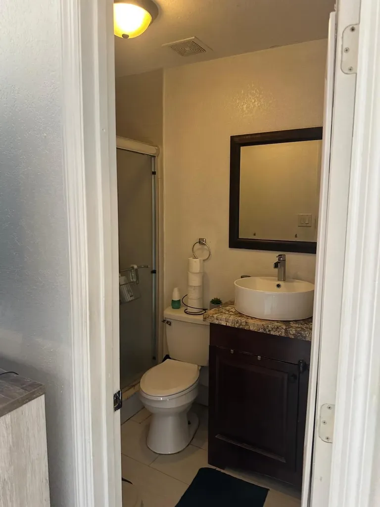 1420 N 70th Avenue Hollywood FL 33024