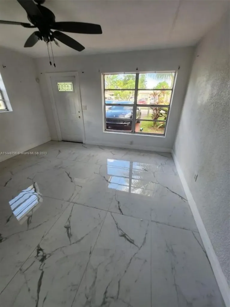1420 N 70th Avenue Hollywood FL 33024