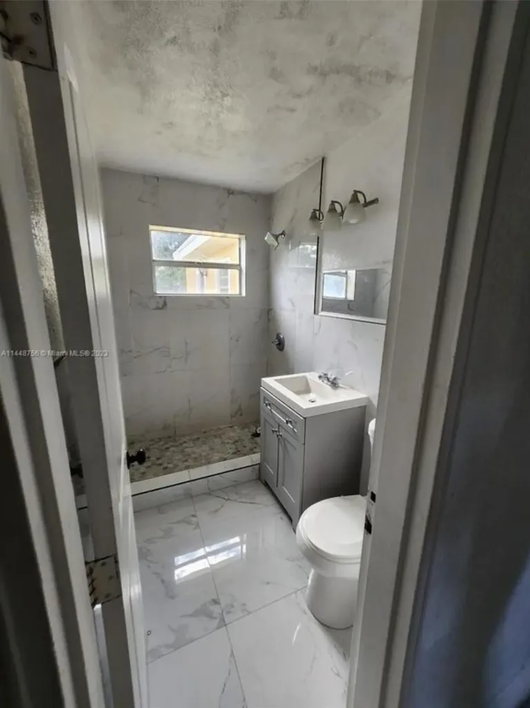 1420 N 70th Avenue Hollywood FL 33024