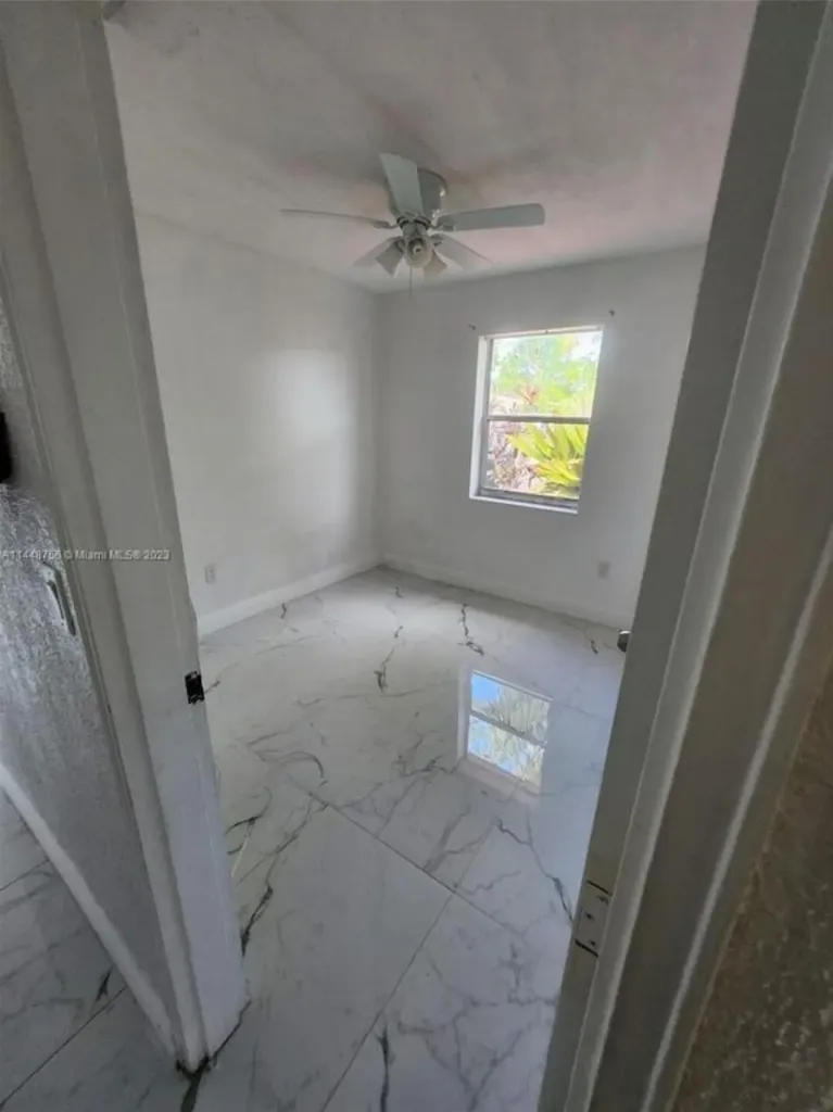 1420 N 70th Avenue Hollywood FL 33024