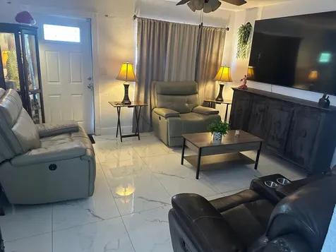 1420 N 70th Avenue Hollywood FL 33024