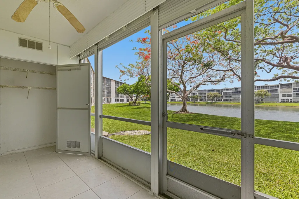 1025 Newcastle B Boca Raton FL 33434