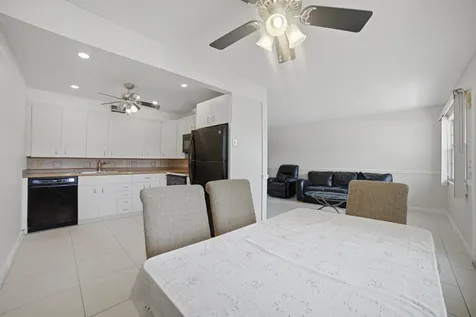 1025 Newcastle B Boca Raton FL 33434