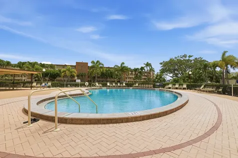 1025 Newcastle B Boca Raton FL 33434