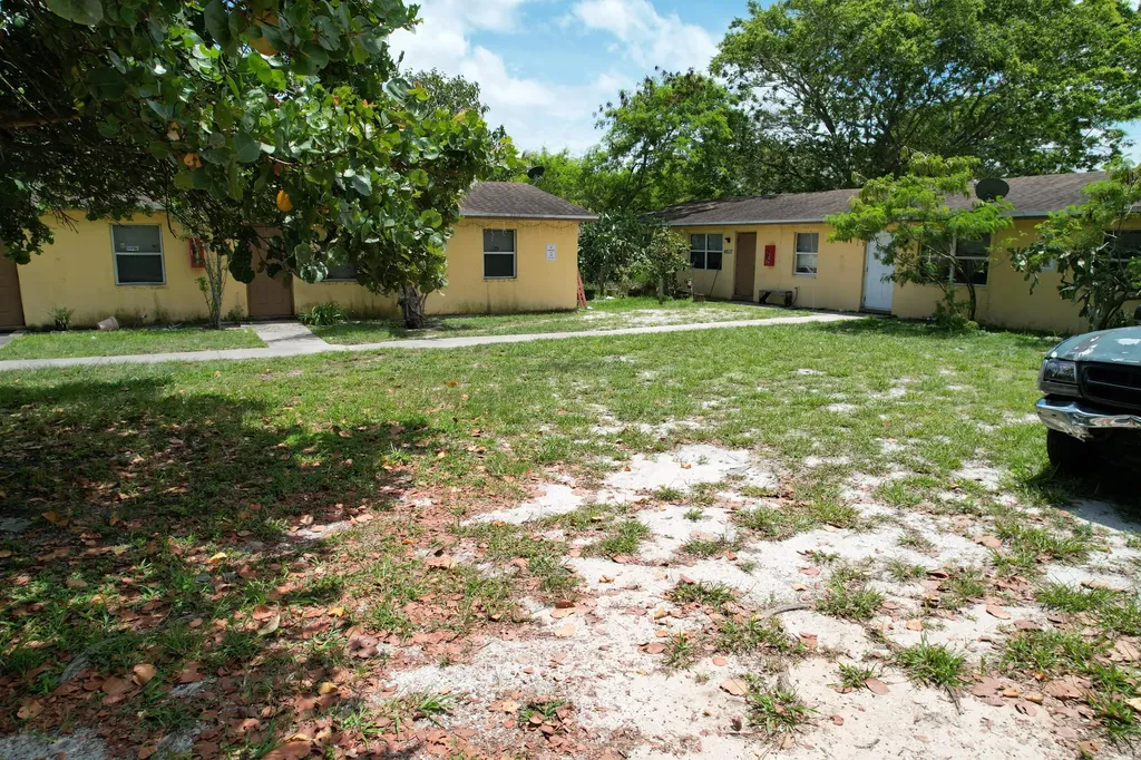 4537 Coconut Road Lake Worth FL 33461