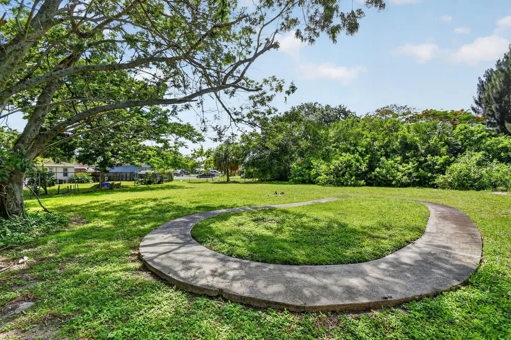 4537 Coconut Road Lake Worth FL 33461