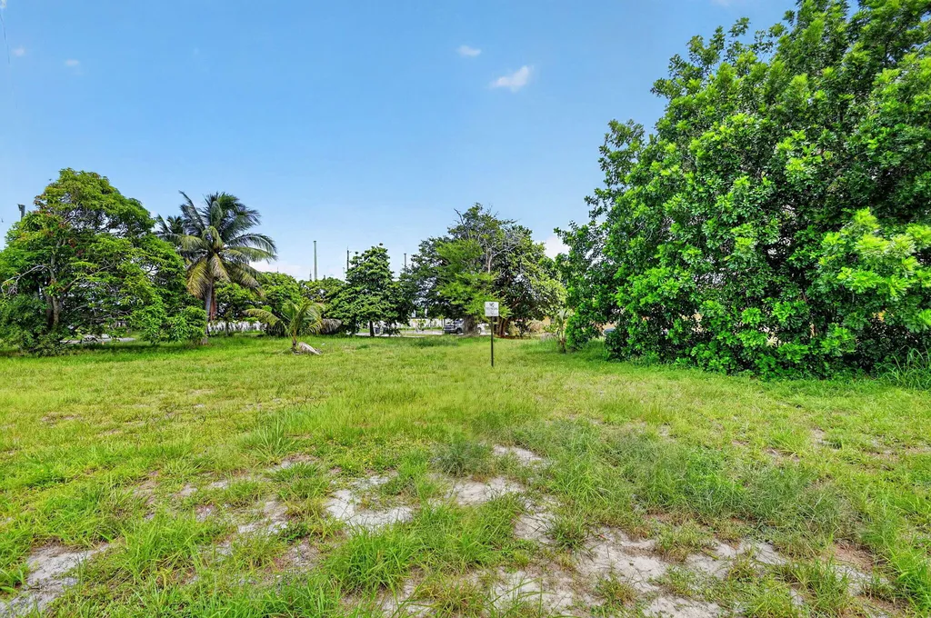 4537 Coconut Road Lake Worth FL 33461