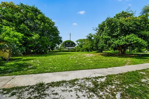 4537 Coconut Road Lake Worth FL 33461