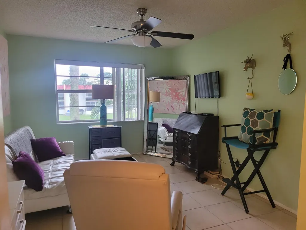 356 Lake Dora Drive West Palm Beach FL 33411