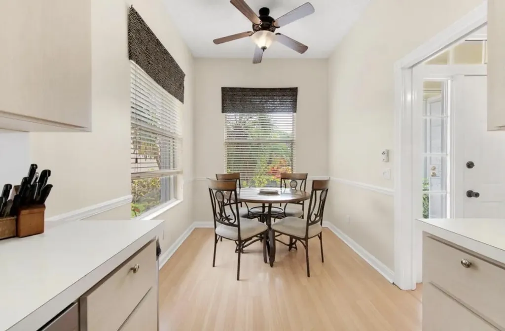 1092 Bedford Avenue Palm Beach Gardens FL 33403