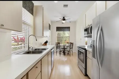 1092 Bedford Avenue Palm Beach Gardens FL 33403