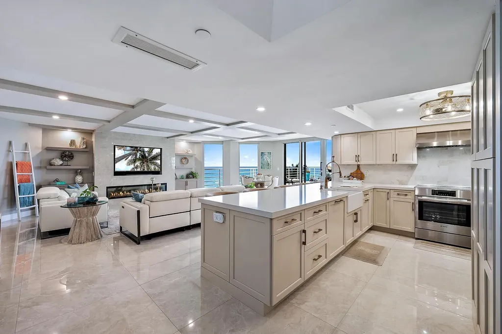176 Helios Drive Jupiter FL 33477