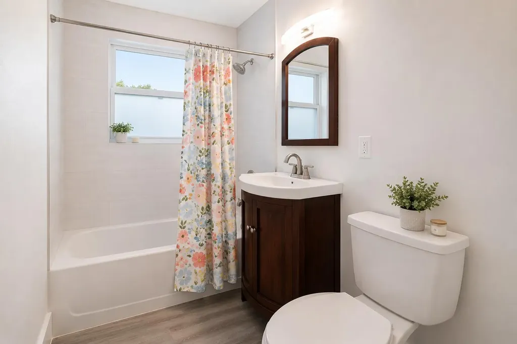 512 NE 12th Avenue Pompano Beach FL 33060