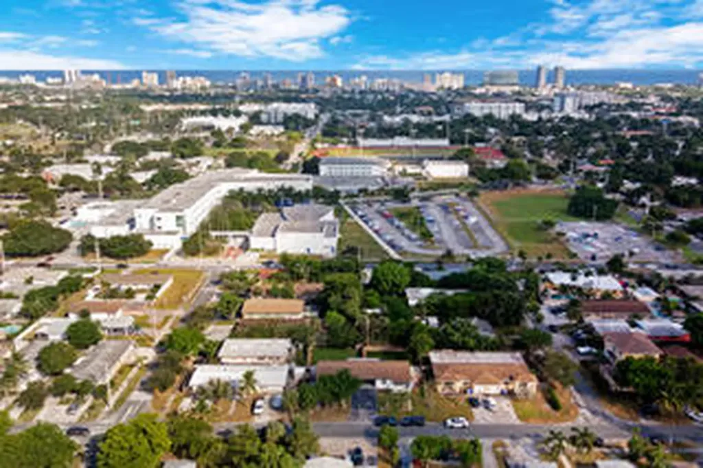 512 NE 12th Avenue Pompano Beach FL 33060