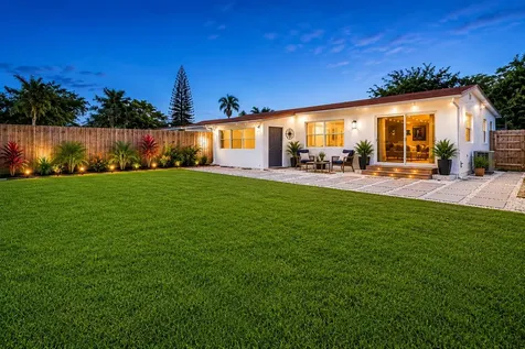 512 NE 12th Avenue Pompano Beach FL 33060