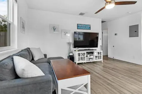 512 NE 12th Avenue Pompano Beach FL 33060