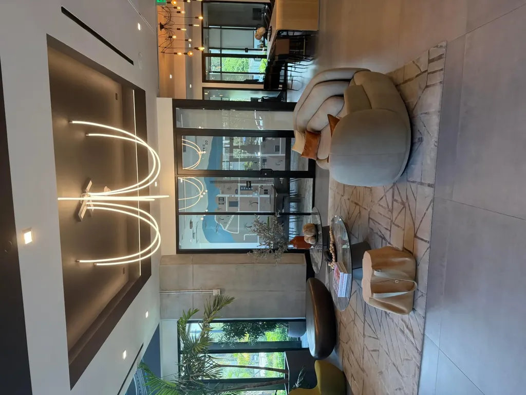 307 SW 5th Fort Lauderdale FL 33315