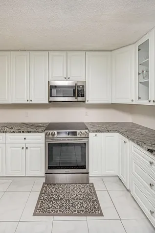 311 Pine Ridge Circle Greenacres FL 33463