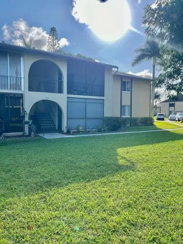 311 Pine Ridge Circle Greenacres FL 33463