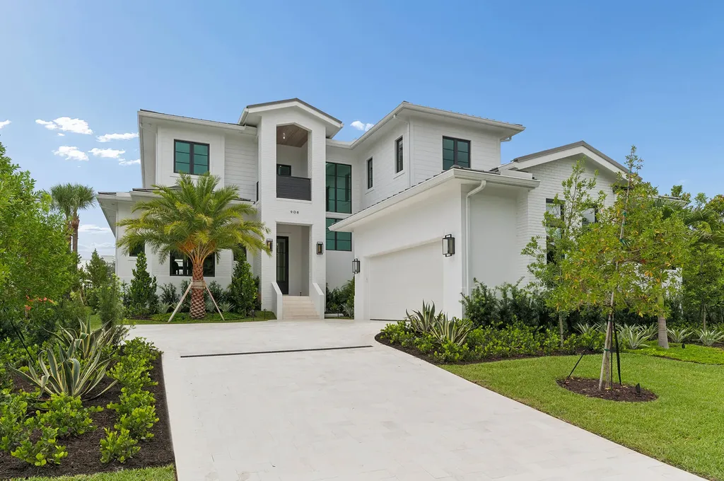 Lantana FL, 908 N Atlantic Drive