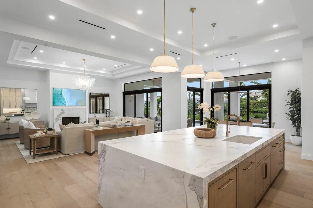908 N Atlantic Drive Lantana FL 33462