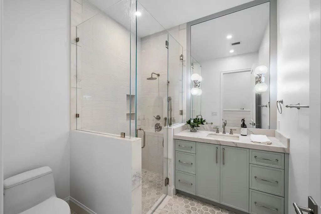 908 N Atlantic Drive Lantana FL 33462