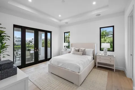 908 N Atlantic Drive Lantana FL 33462