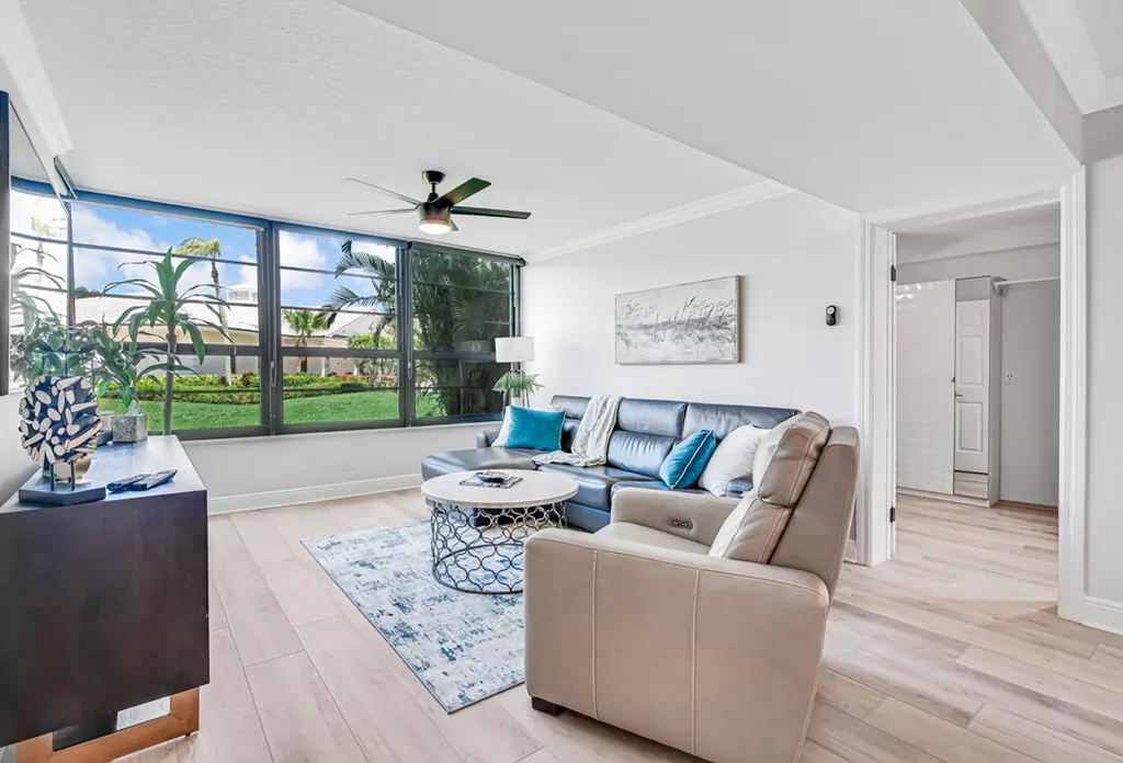 3710 Whitehall Drive West Palm Beach FL 33401