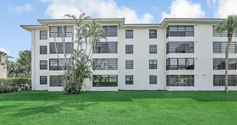 3710 Whitehall Drive West Palm Beach FL 33401
