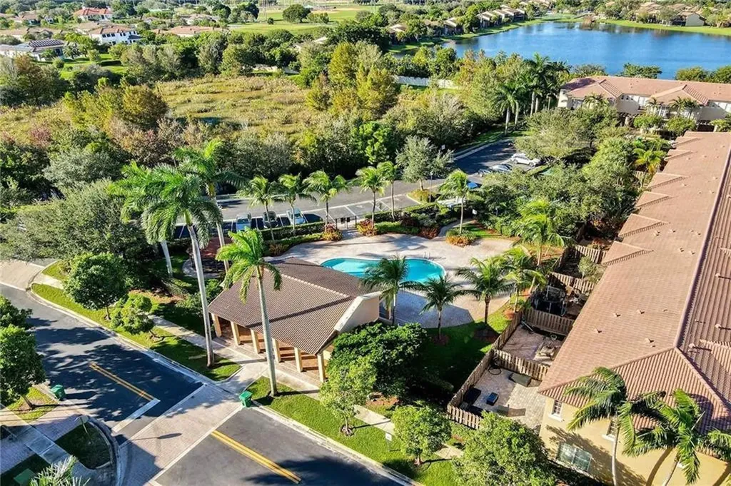 4422 Morgan Lane Davie FL 33328