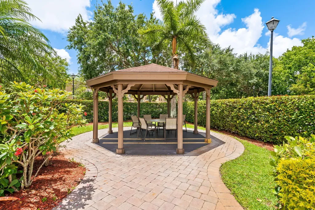 4422 Morgan Lane Davie FL 33328