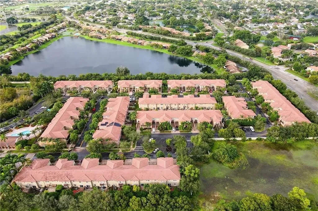 4422 Morgan Lane Davie FL 33328