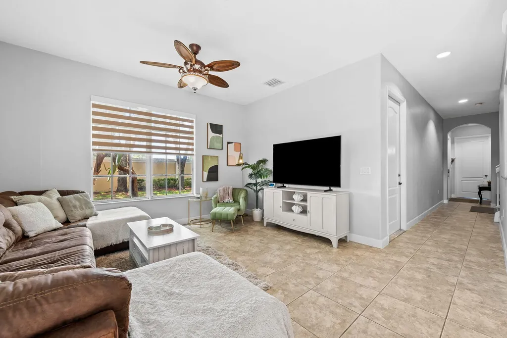 4422 Morgan Lane Davie FL 33328