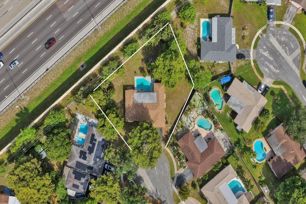 5200 SW 8th Street Plantation FL 33317