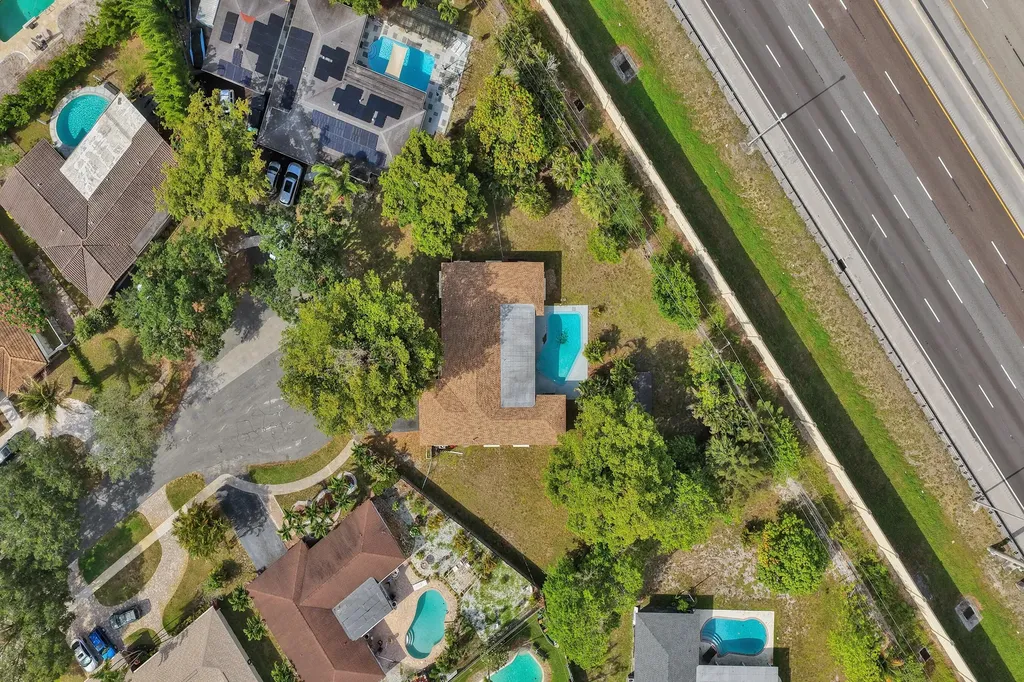 5200 SW 8th Street Plantation FL 33317