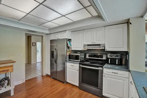 5200 SW 8th Street Plantation FL 33317