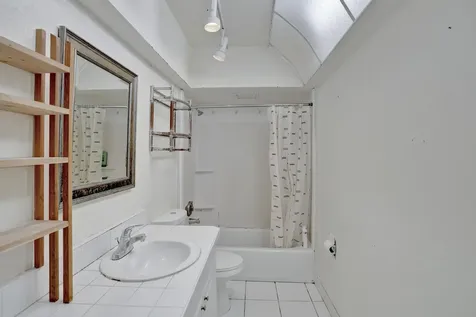5200 SW 8th Street Plantation FL 33317