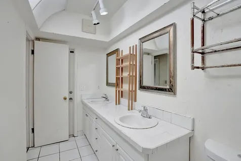 5200 SW 8th Street Plantation FL 33317