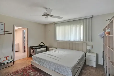 5200 SW 8th Street Plantation FL 33317