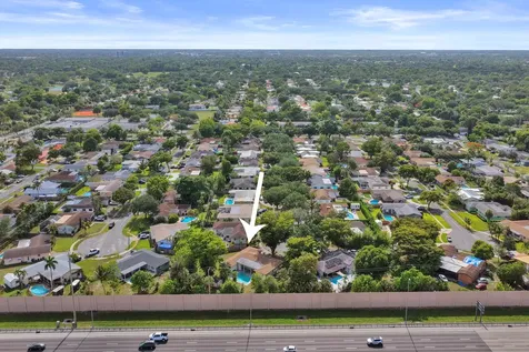 5200 SW 8th Street Plantation FL 33317