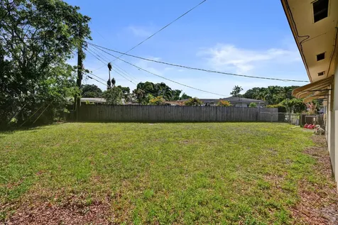 5200 SW 8th Street Plantation FL 33317