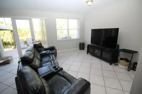 1396 Banyan Way Weston FL 33327